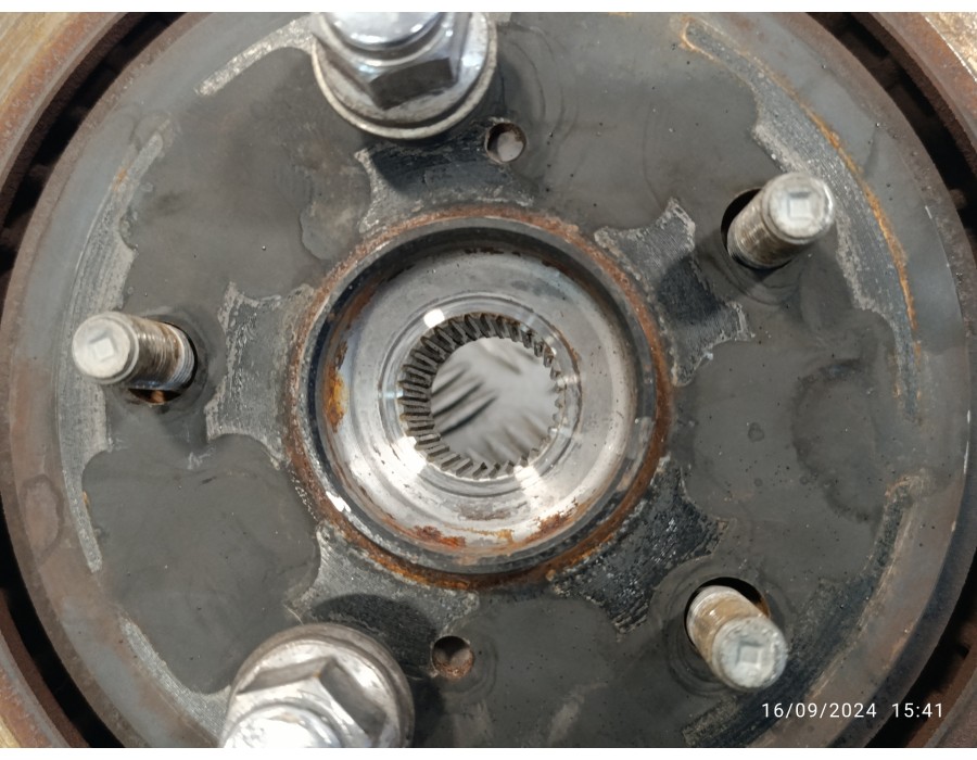 Recambio de mangueta delantera derecha para toyota rav4 referencia OEM IAM   