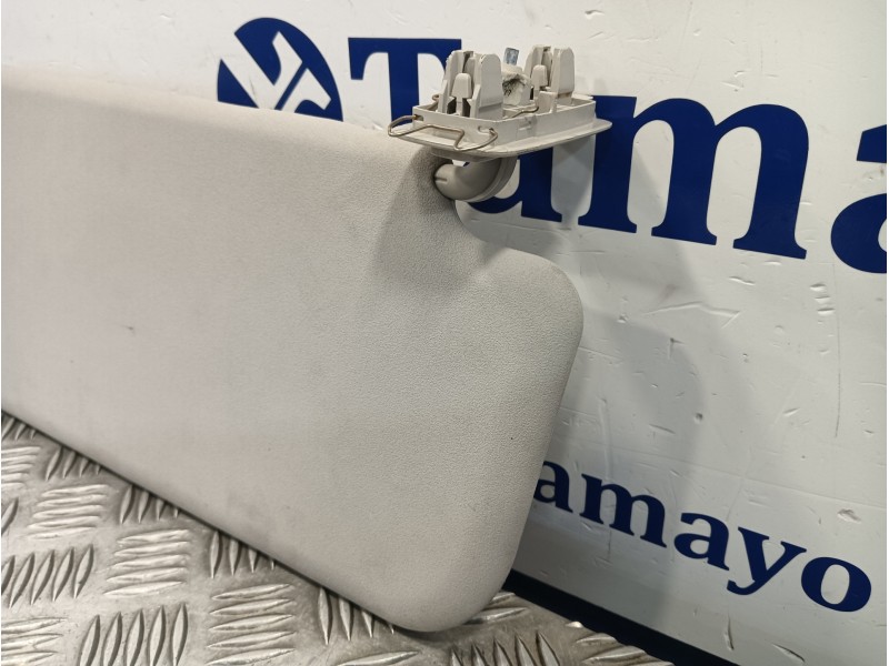 Recambio de parasol izquierdo para toyota proace referencia OEM IAM   