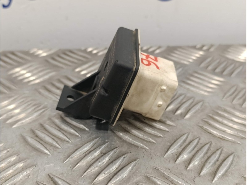 Recambio de modulo electronico para dacia duster ii referencia OEM IAM A6089000200 E2110021970 110679886R