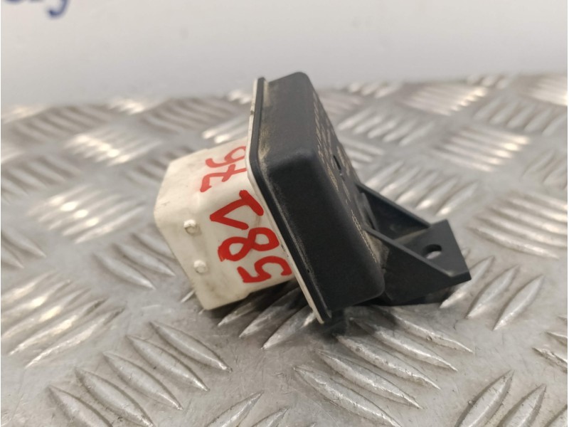 Recambio de modulo electronico para dacia duster ii referencia OEM IAM A6089000200 E2110021970 110679886R