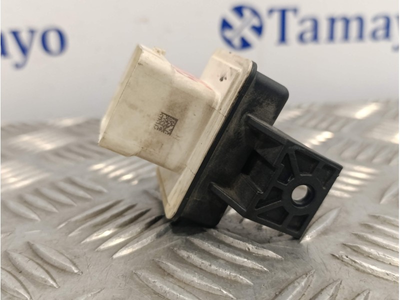 Recambio de modulo electronico para dacia duster ii referencia OEM IAM A6089000200 E2110021970 110679886R