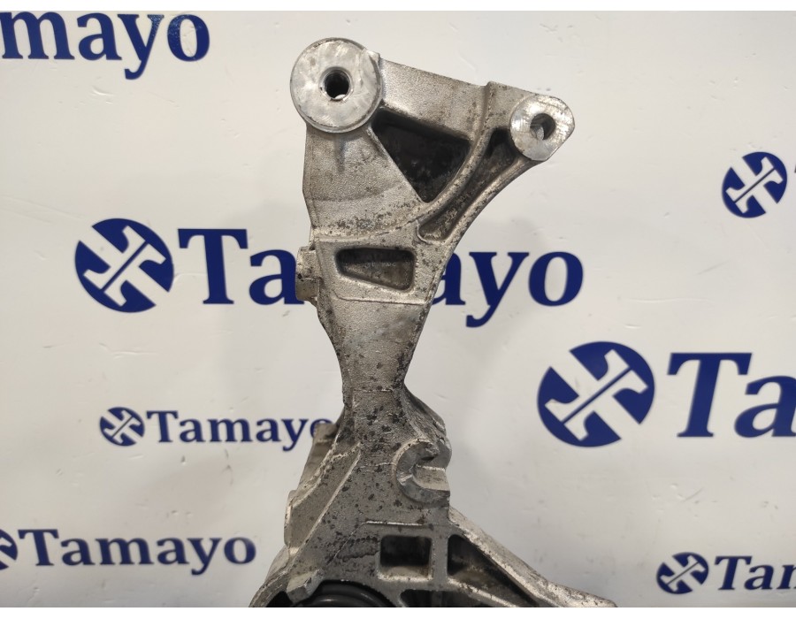 Recambio de soporte alternador para volkswagen golf v berlina (1k1) 1.9 tdi referencia OEM IAM 03G903143  