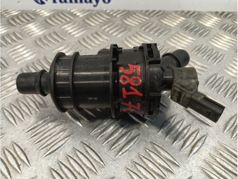 Recambio de bomba agua para dacia duster ii referencia OEM IAM 212002893R  
