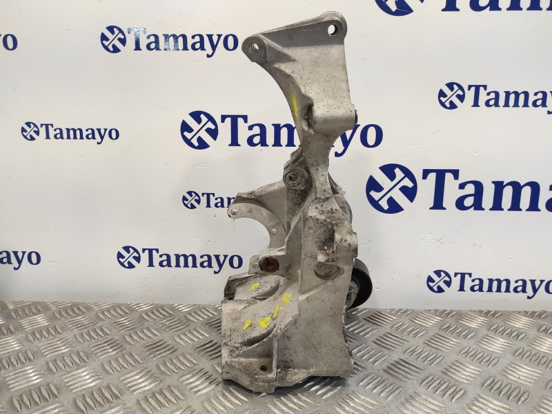 Recambio de soporte alternador para volkswagen golf v berlina (1k1) 1.9 tdi referencia OEM IAM 03G903143  
