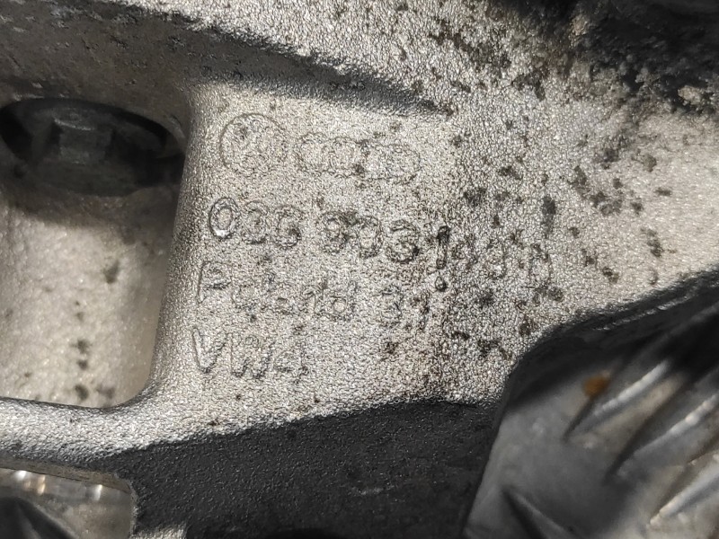 Recambio de soporte alternador para volkswagen golf v berlina (1k1) 1.9 tdi referencia OEM IAM 03G903143  