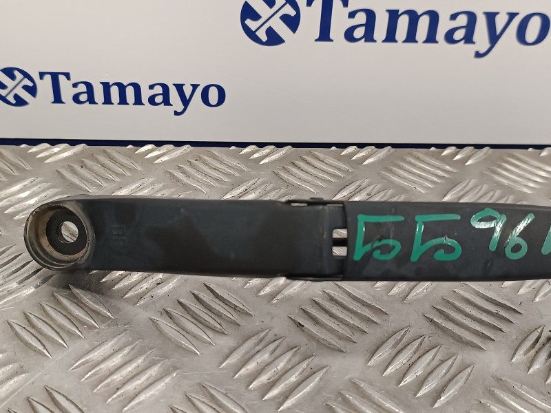 Recambio de brazo limpia delantero izquierdo para kia rio 1.2 cat referencia OEM IAM   