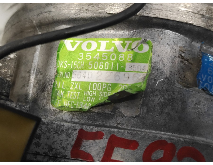 Recambio de compresor aire acondicionado para volvo serie 850 2.5 20v cat referencia OEM IAM 3545088  5060113504