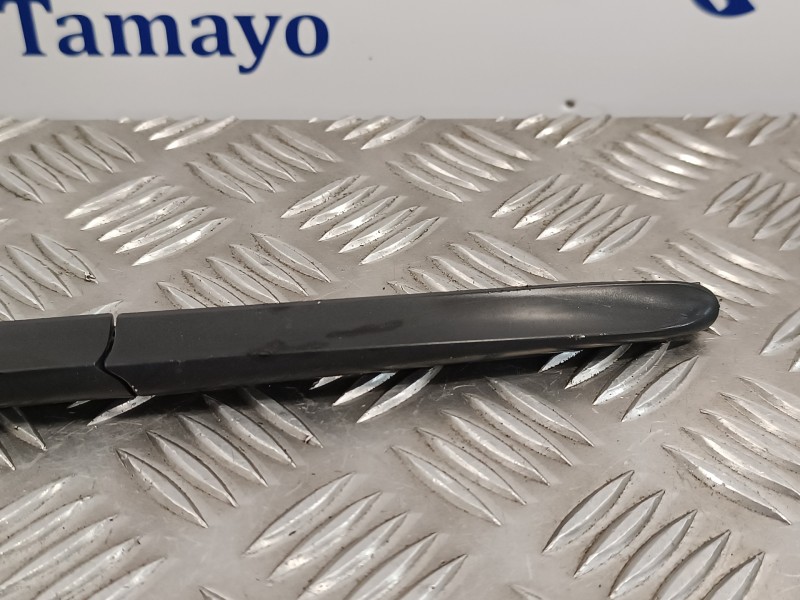 Recambio de brazo limpia delantero izquierdo para kia rio 1.2 cat referencia OEM IAM   