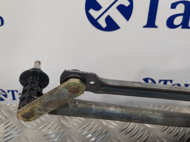 Recambio de motor limpia delantero para mercedes-benz sprinter chasis-cabina 411cdi referencia OEM IAM 0390241345  
