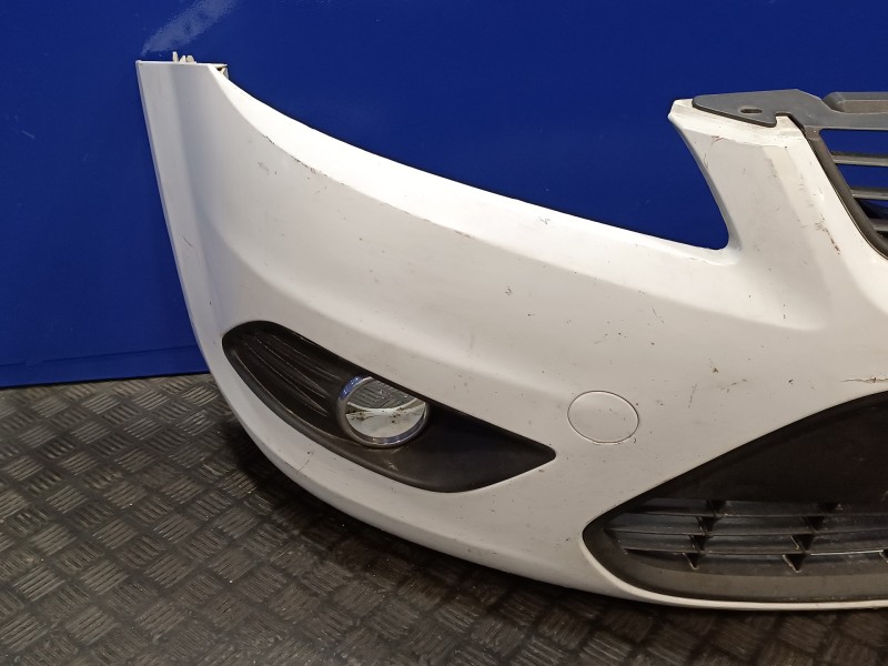 Recambio de paragolpes delantero para ford focus turnier (cb4) 1.6 tdci cat referencia OEM IAM   