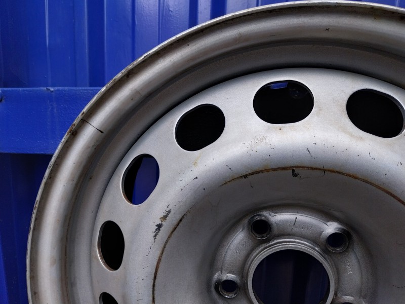 Recambio de llanta para toyota proace referencia OEM IAM   