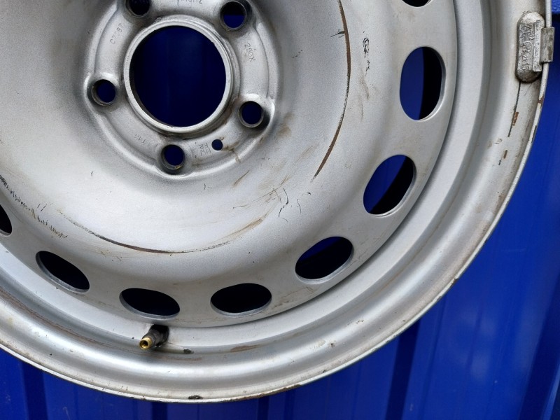 Recambio de llanta para toyota proace referencia OEM IAM   