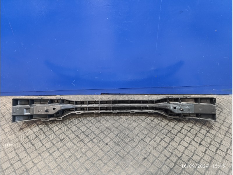 Recambio de refuerzo paragolpes delantero para citroën berlingo 1.6 16v hdi referencia OEM IAM 9643814880  