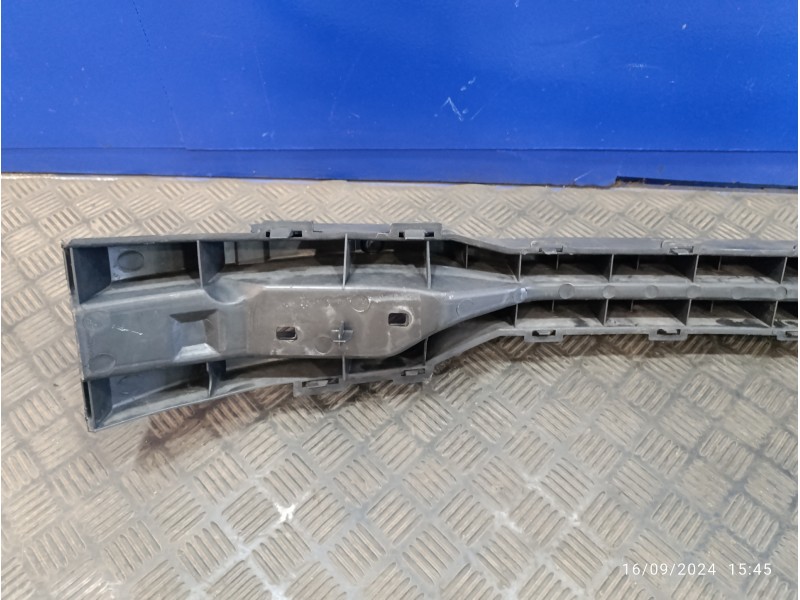 Recambio de refuerzo paragolpes delantero para citroën berlingo 1.6 16v hdi referencia OEM IAM 9643814880  