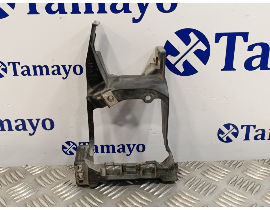 Recambio de soporte faro antiniebla derecho para subaru forester 2.0 diesel cat referencia OEM IAM 84927SG020  