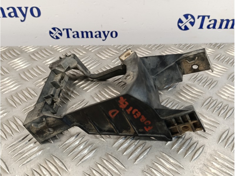 Recambio de soporte faro antiniebla derecho para subaru forester 2.0 diesel cat referencia OEM IAM 84927SG020  