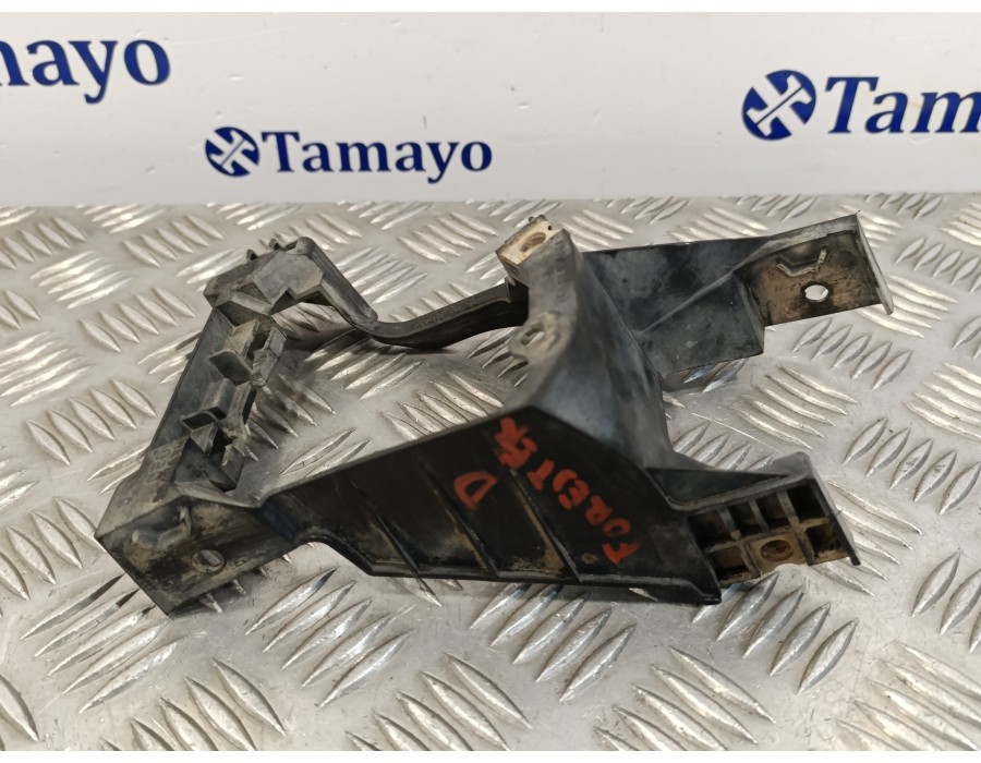 Recambio de soporte faro antiniebla derecho para subaru forester 2.0 diesel cat referencia OEM IAM 84927SG020  