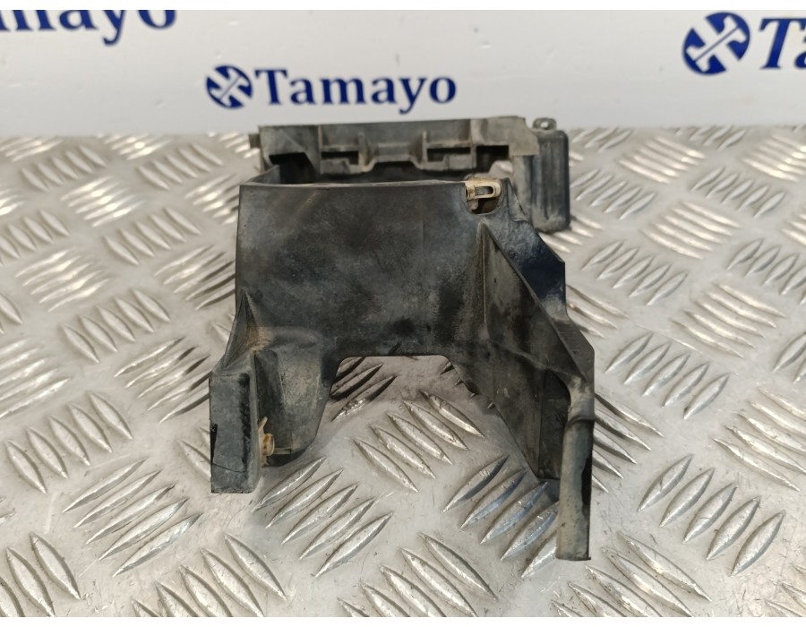 Recambio de soporte faro antiniebla derecho para subaru forester 2.0 diesel cat referencia OEM IAM 84927SG020  