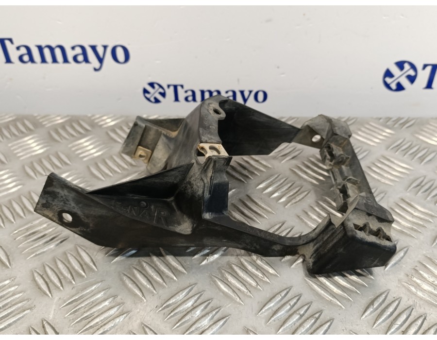 Recambio de soporte faro antiniebla derecho para subaru forester 2.0 diesel cat referencia OEM IAM 84927SG020  