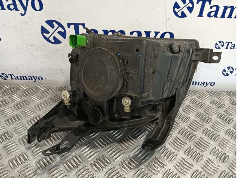 Recambio de faro derecho para ford fusion (cbk) referencia OEM IAM 24689800R  15566500
