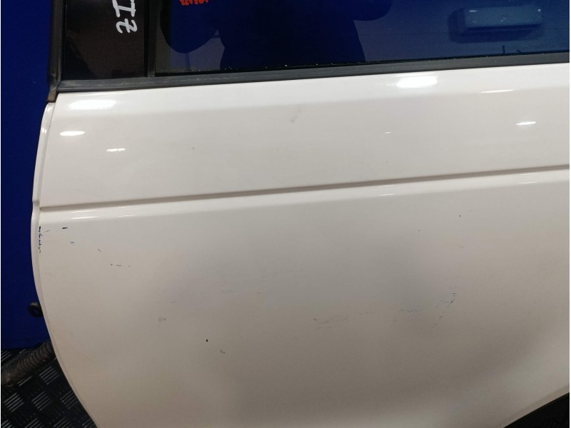 Recambio de puerta trasera izquierda para land rover discovery sport referencia OEM IAM   