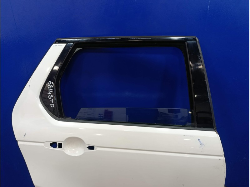 Recambio de puerta trasera derecha para land rover discovery sport referencia OEM IAM   