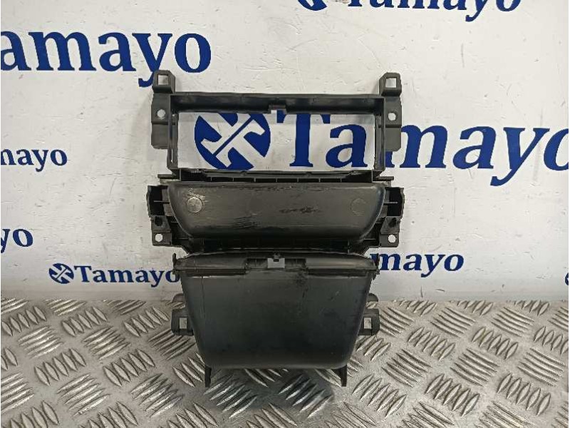 Recambio de moldura para citroën ds3 referencia OEM IAM 9684285877  1015468