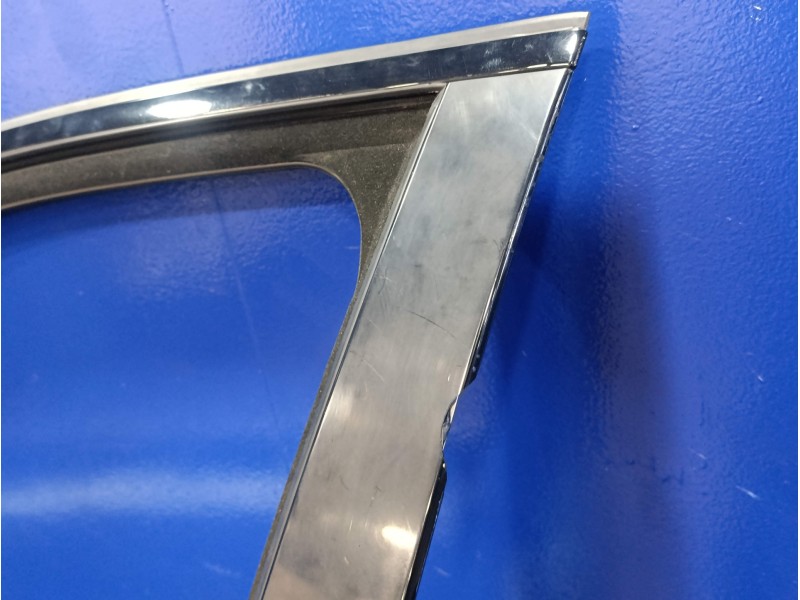 Recambio de puerta delantera izquierda para land rover discovery sport referencia OEM IAM   