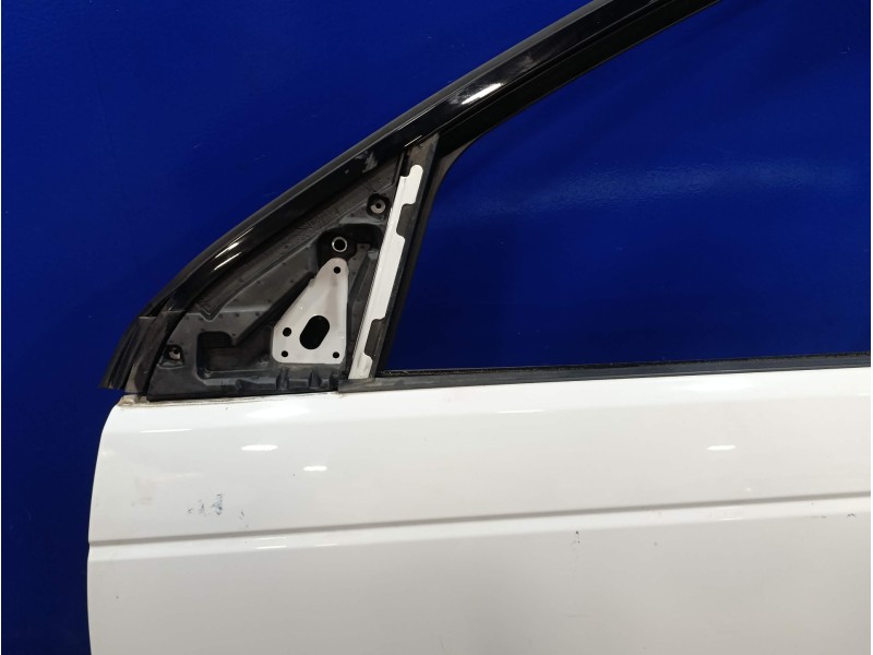 Recambio de puerta delantera izquierda para land rover discovery sport referencia OEM IAM   