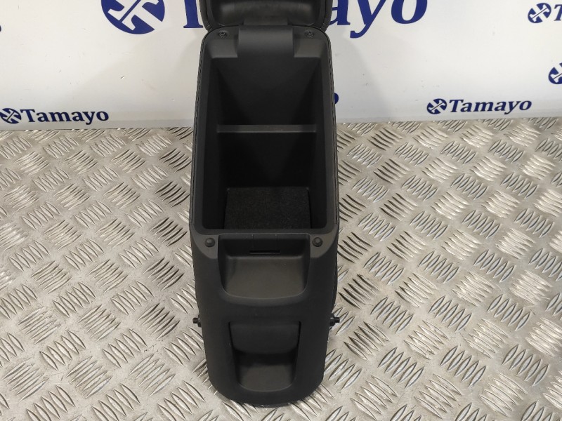 Recambio de apoyabrazos central para opel meriva b 1.7 16v cdti referencia OEM IAM   