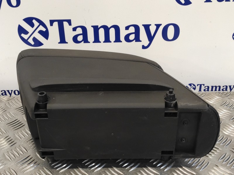 Recambio de apoyabrazos central para opel meriva b 1.7 16v cdti referencia OEM IAM   
