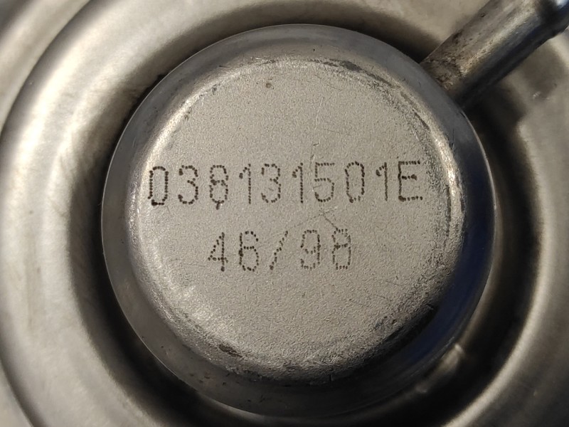Recambio de valvula egr para volkswagen golf iv berlina (1j1) 1.9 tdi referencia OEM IAM 038131501E  038129637