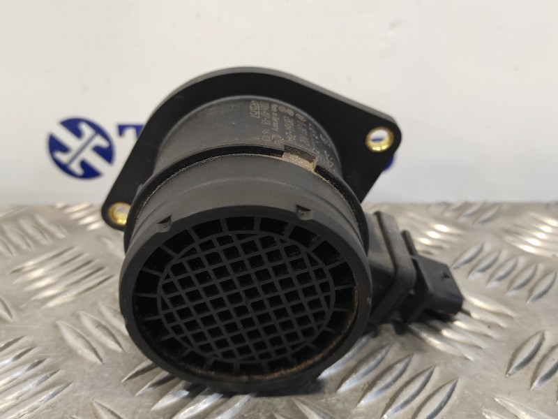 Recambio de caudalimetro para hyundai i30 1.6 crdi cat referencia OEM IAM 0281002723  281642A401