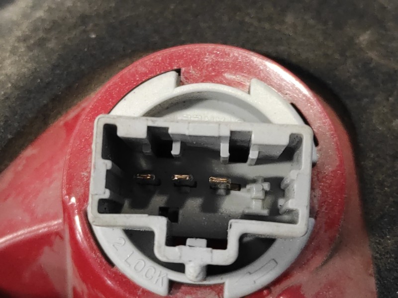 Recambio de piloto trasero derecho para mazda 3 berlina (bk) 2.0 16v cat referencia OEM IAM   