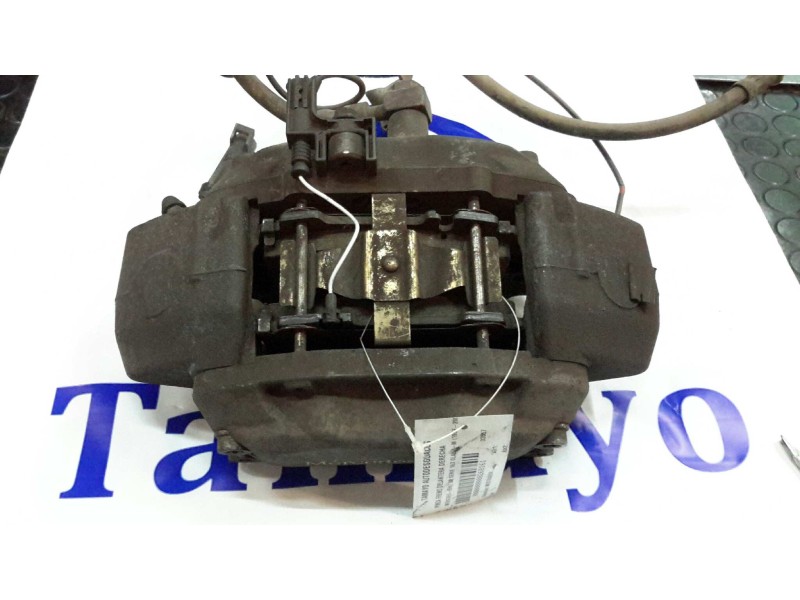 Recambio de pinza freno delantera derecha para mercedes-benz clase m (w163) 270 cdi (163.113) referencia OEM IAM 20723304  20833