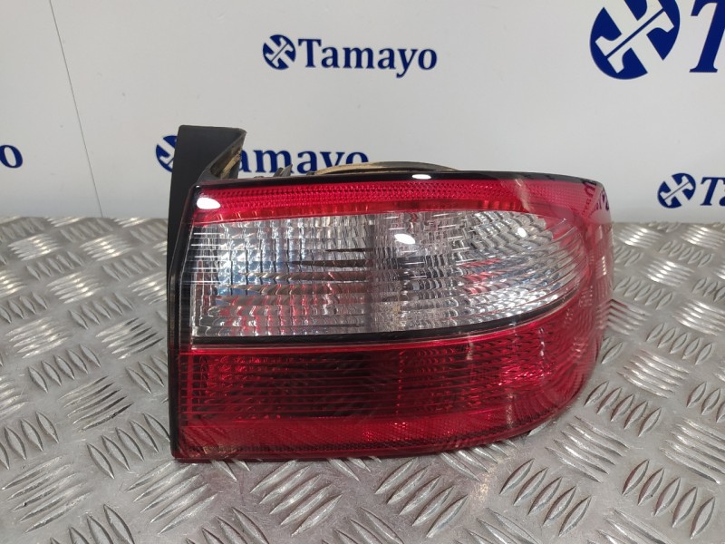 Recambio de piloto trasero derecho para renault laguna ii (bg0) 1.9 dci diesel referencia OEM IAM 8200002474  89023979
