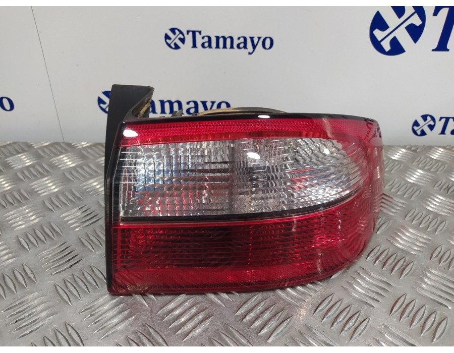 Recambio de piloto trasero derecho para renault laguna ii (bg0) 1.9 dci diesel referencia OEM IAM 8200002474  89023979