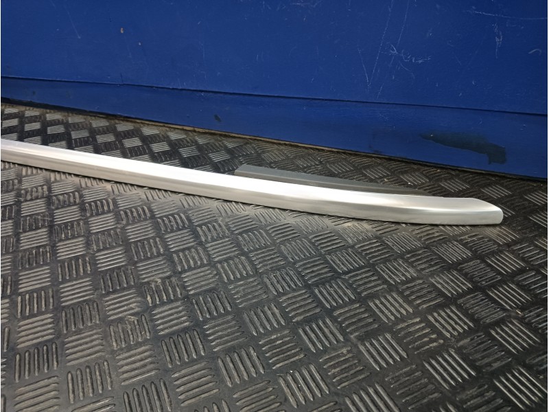 Recambio de barras techo para seat alhambra (7n) 1.4 tsi referencia OEM IAM   