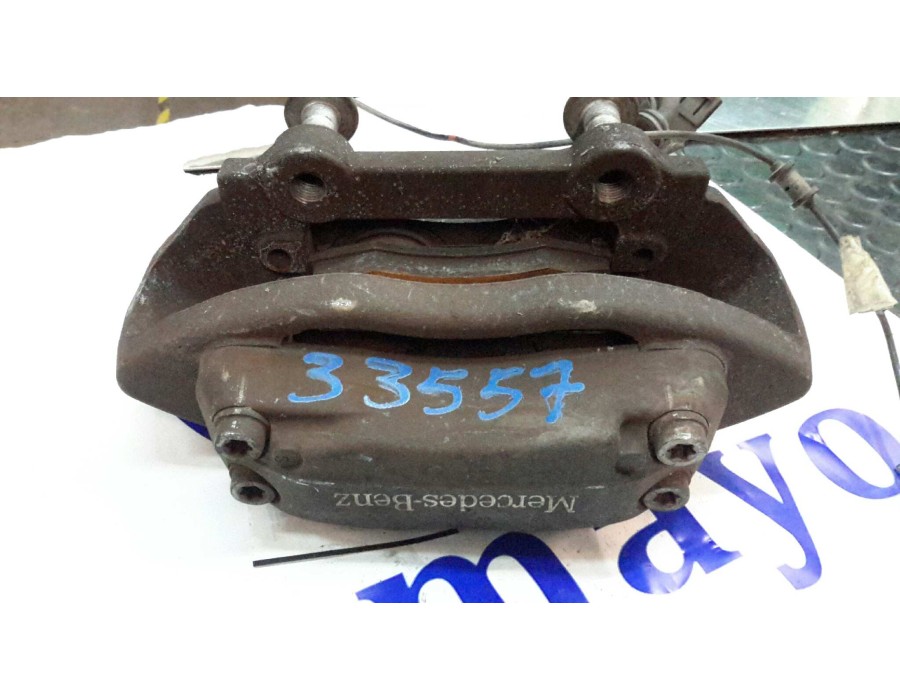 Recambio de pinza freno delantera derecha para mercedes-benz clase m (w163) 270 cdi (163.113) referencia OEM IAM 20723304  20833