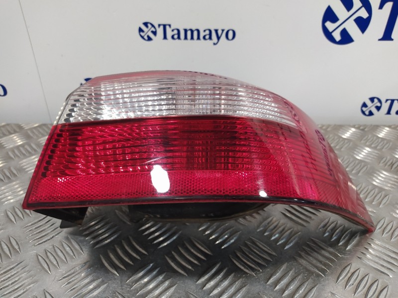 Recambio de piloto trasero derecho para renault laguna ii (bg0) 1.9 dci diesel referencia OEM IAM 8200002474  89023979