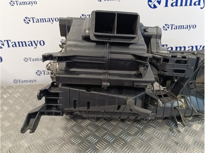 Recambio de calefaccion entera normal para kia carnival 2.9 crdi cat referencia OEM IAM   