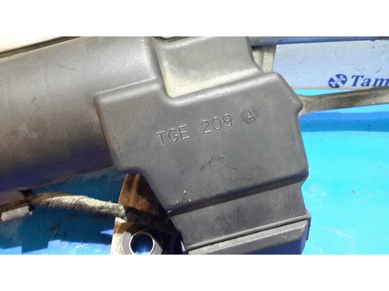 Recambio de motor limpia delantero para lancia lancia y 1.1 cat referencia OEM IAM TGE423HA  