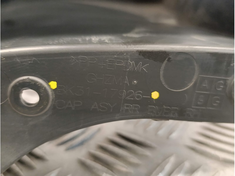 Recambio de puntera paragolpes trasera derecha para ford transit kastenwagen (ttg) referencia OEM IAM BK3117926  