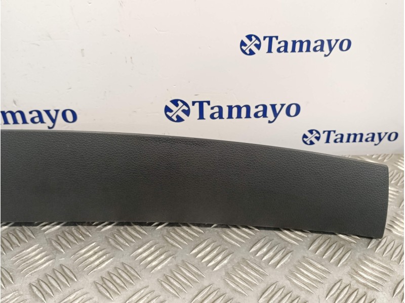 Recambio de moldura para seat alhambra (7n) 1.4 tsi referencia OEM IAM 7N0867707  