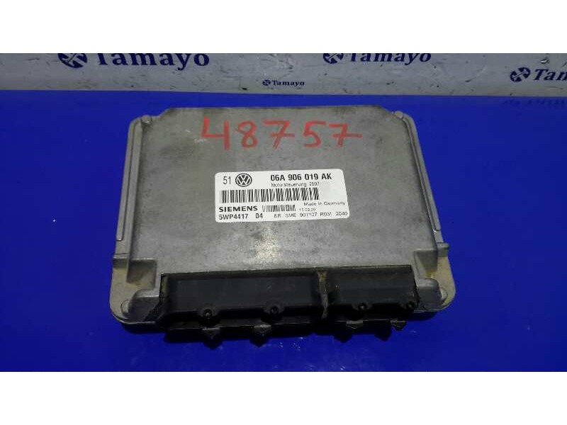 Recambio de centralita motor uce para volkswagen golf iv berlina (1j1) 1.6 referencia OEM IAM 5WP441704  06A906019AK