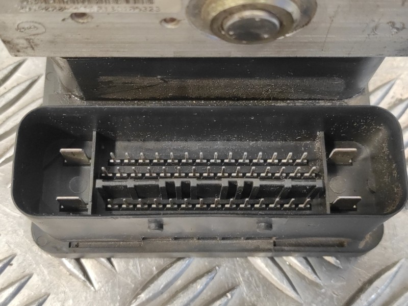 Recambio de abs para mazda 3 berlina (bk) 2.0 16v cat referencia OEM IAM 3M512C405AD 10096001093 10020600484