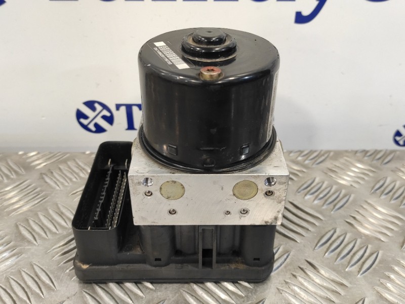 Recambio de abs para mazda 3 berlina (bk) 2.0 16v cat referencia OEM IAM 3M512C405AD 10096001093 10020600484