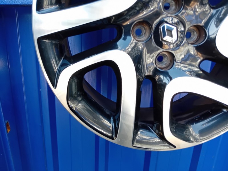 Recambio de llanta para renault captur referencia OEM IAM   