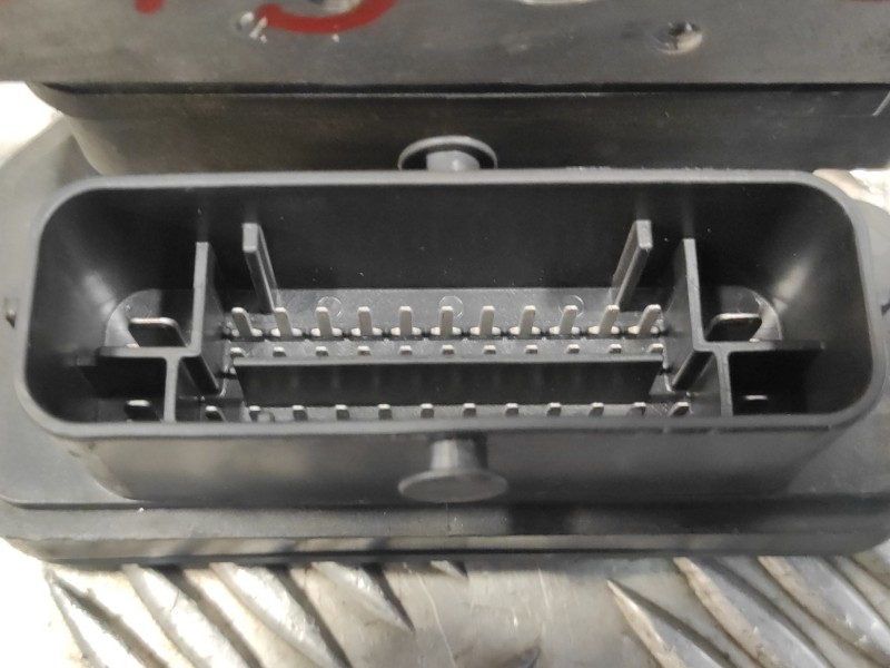 Recambio de abs para seat ibiza (6j5) 1.6 tdi referencia OEM IAM 0265243603 0265956073 6R0614517BJ