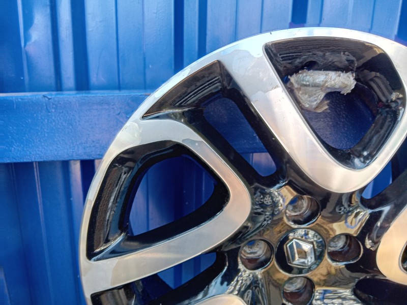 Recambio de llanta para renault captur referencia OEM IAM   